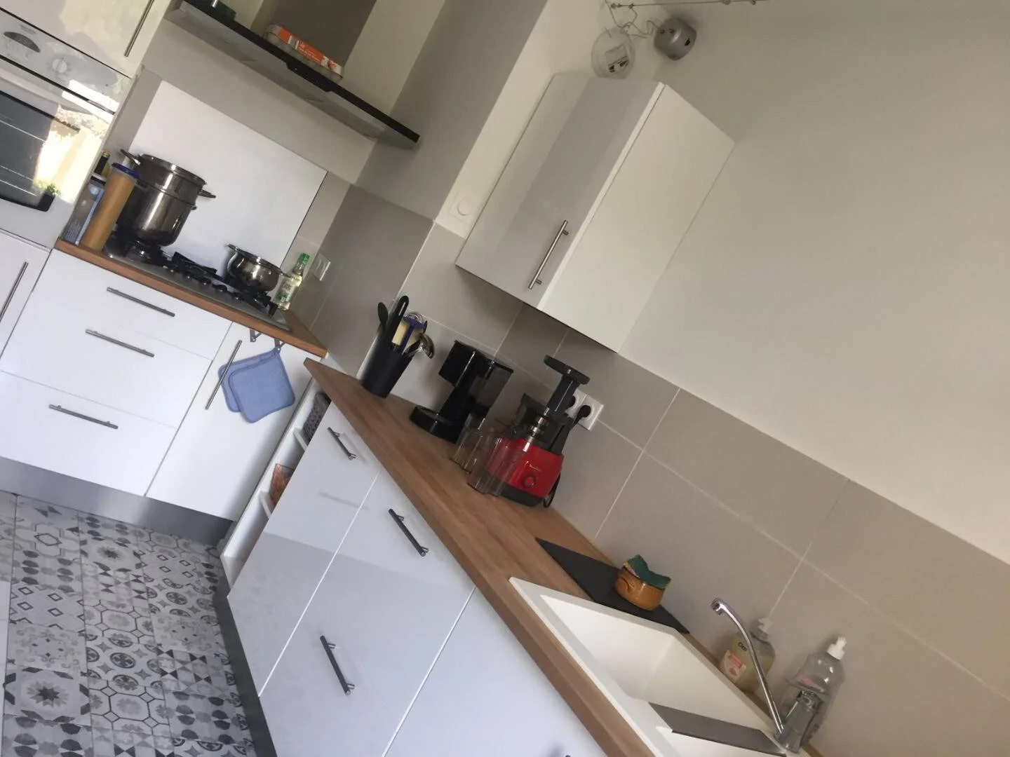 Bezahlbares Zimmer für Studenten mit ausreichender Beleuchtung in 