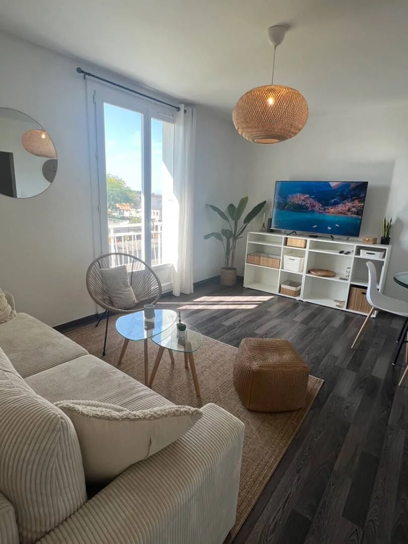 Chambre d'étudiant économique avec emplacement pratique dans 