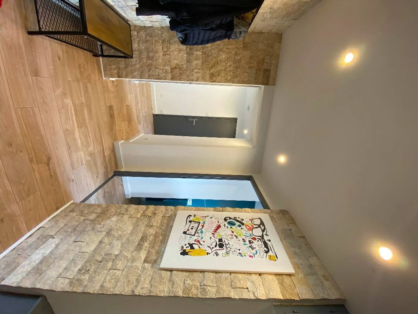 Functional student room perfect for studying in 