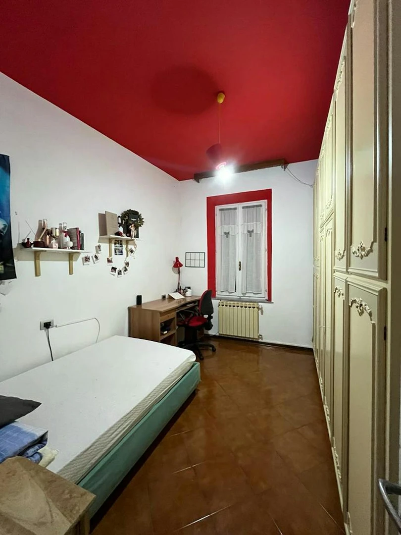 Jasny pokój prywatny w Parma