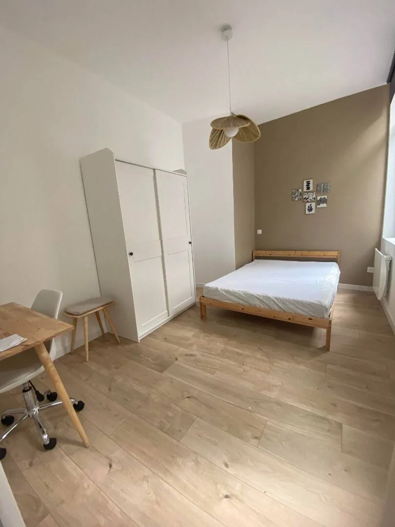 Chambre à louer dans un appartement d'étudiant à , entièrement meublée