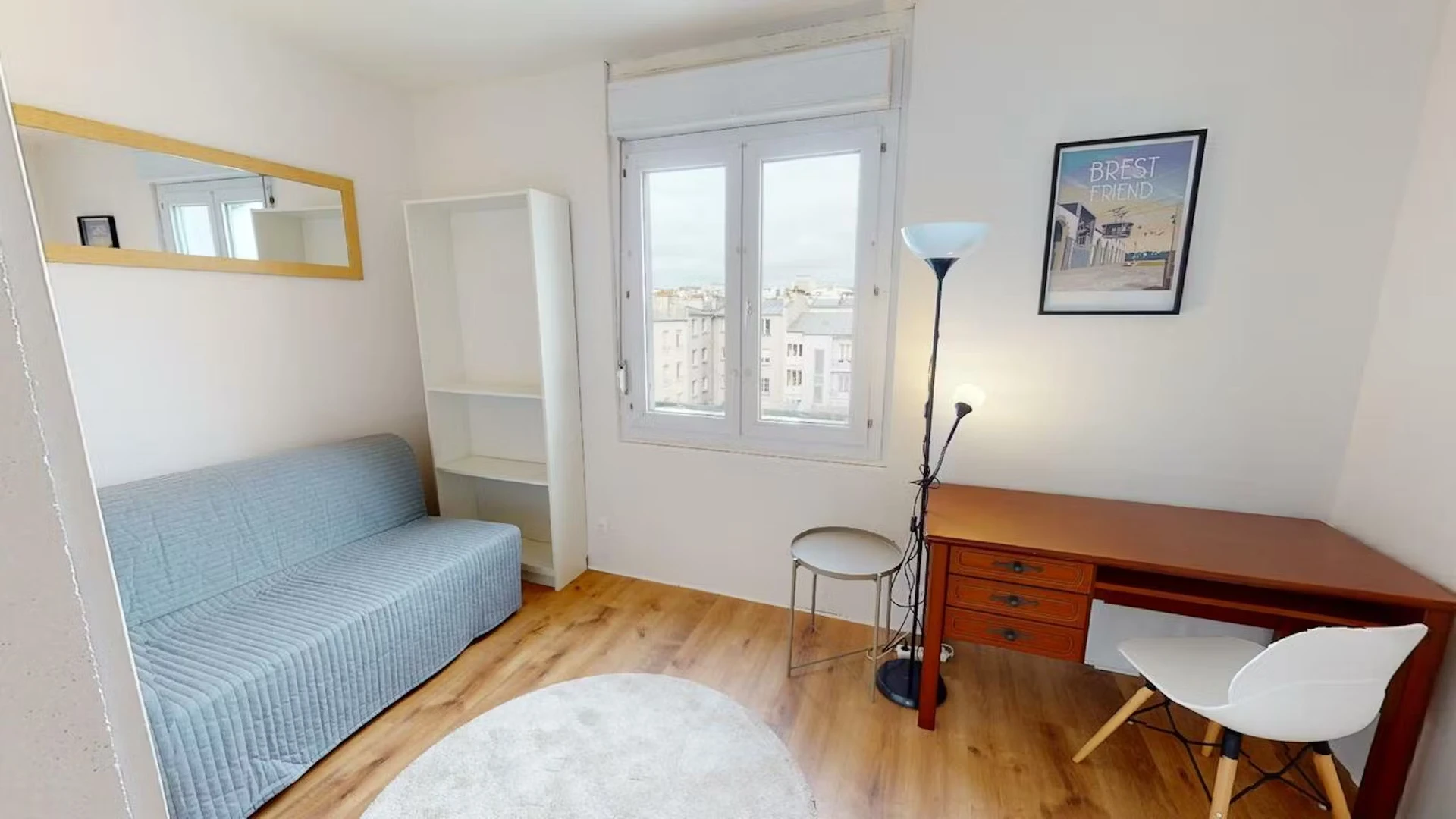 Apartamento moderno e brilhante em Brest