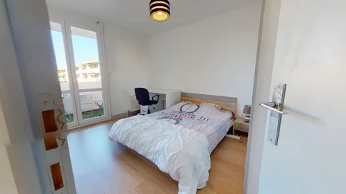 Chambre privée à Avenue de Maurin, Lemasson, image 1 de 10