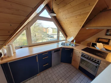 Dairenin tamamı konumu Max-Planck-Straße, 6 20 görüntüsü