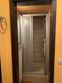 Quarto privado em Tucholskystraße 80, 60598 Frankfurt am Main, Germany, imagem 7 de 14