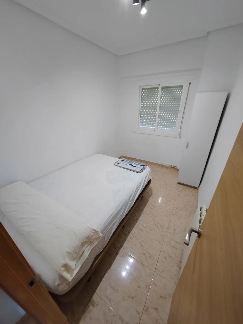 3 Zimmer Unterkunft in Alicante