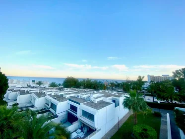 Alojamiento entero en Paseo de los Castaños, Aguadulce, imagen 1 de 10