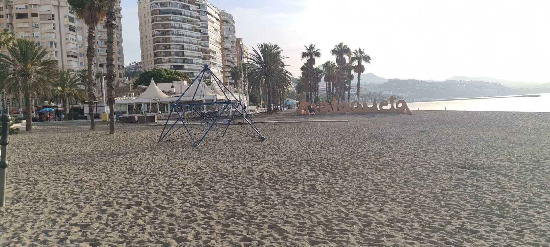 Calle Vélez Málaga, Málaga-Este