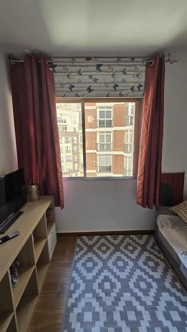 Calle Vélez Málaga, Málaga-Este