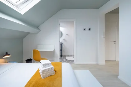 Apartamento inteiro em Rue Max Roos, Schaerbeek, imagem 6 de 10
