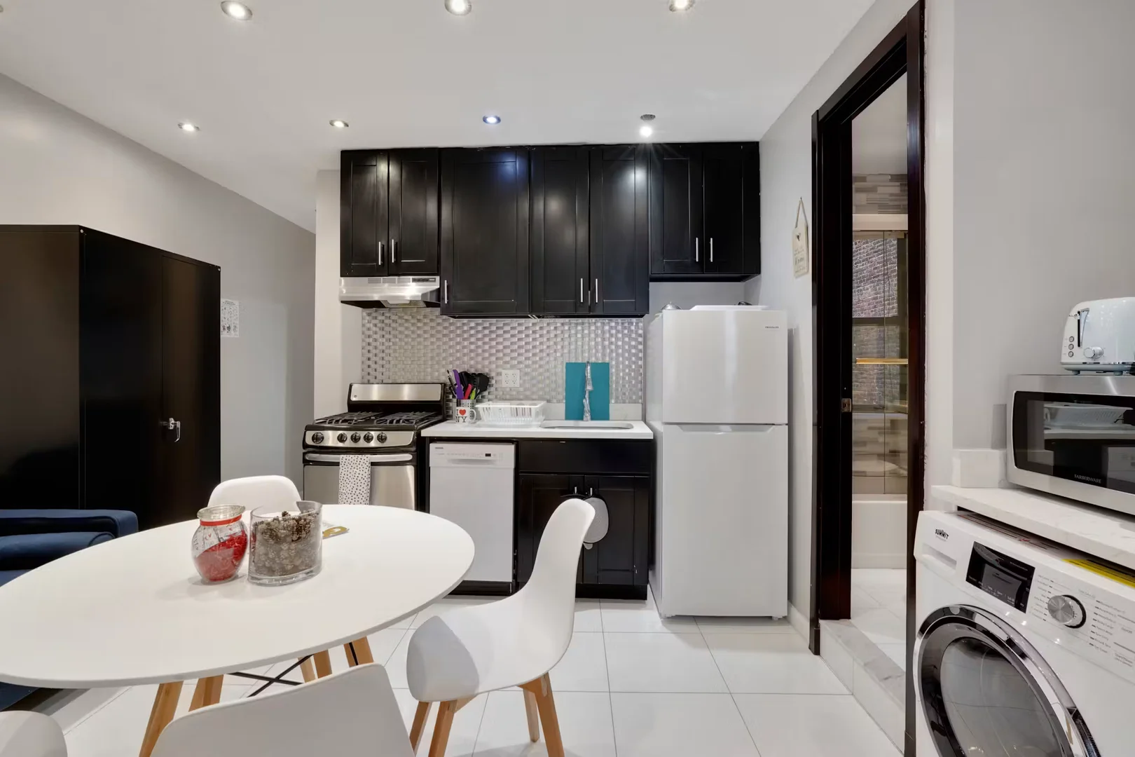 Quarto amigo do estudante em com comodidades modernas