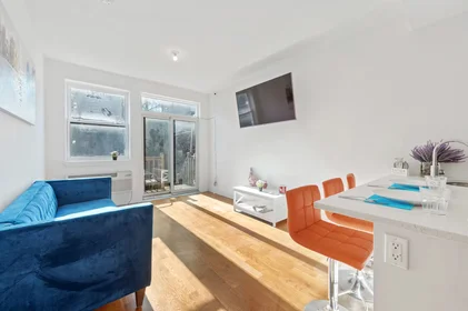 Shared room at Scholes St, East Williamsburg, image 2 of 10
