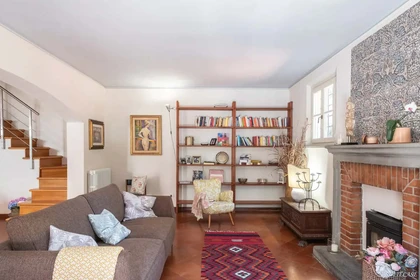 Alojamiento con 3 habitaciones en Lucca
