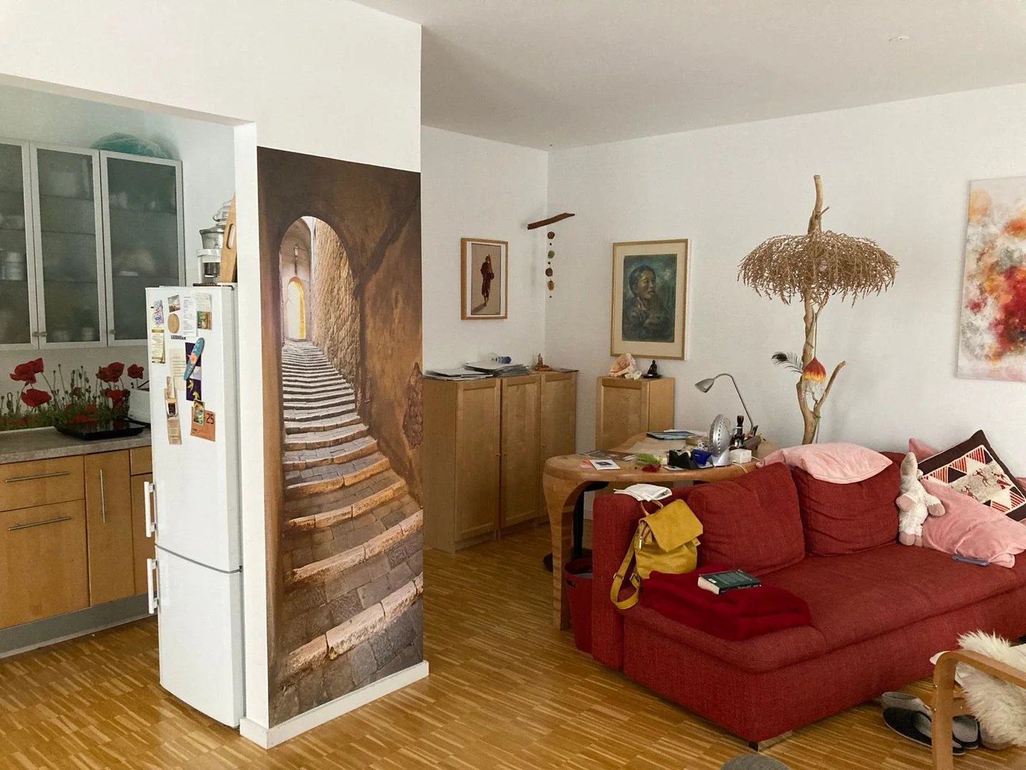 Habitación estudiantil luminosa y aireada con fácil acceso a la universidad en 