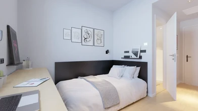 Bright private room in Pamplona-iruna