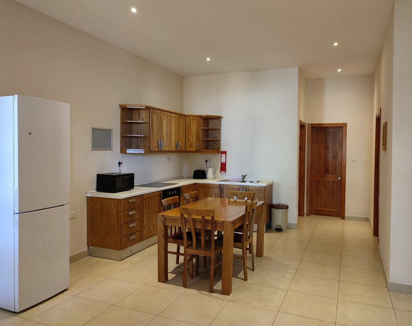 Renting rooms by the month in Malta