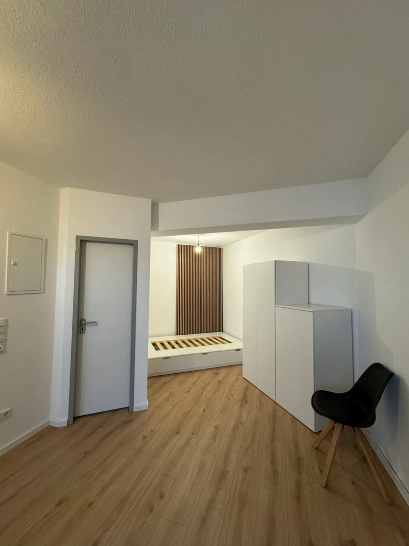 Very bright studio for rent in Aachen