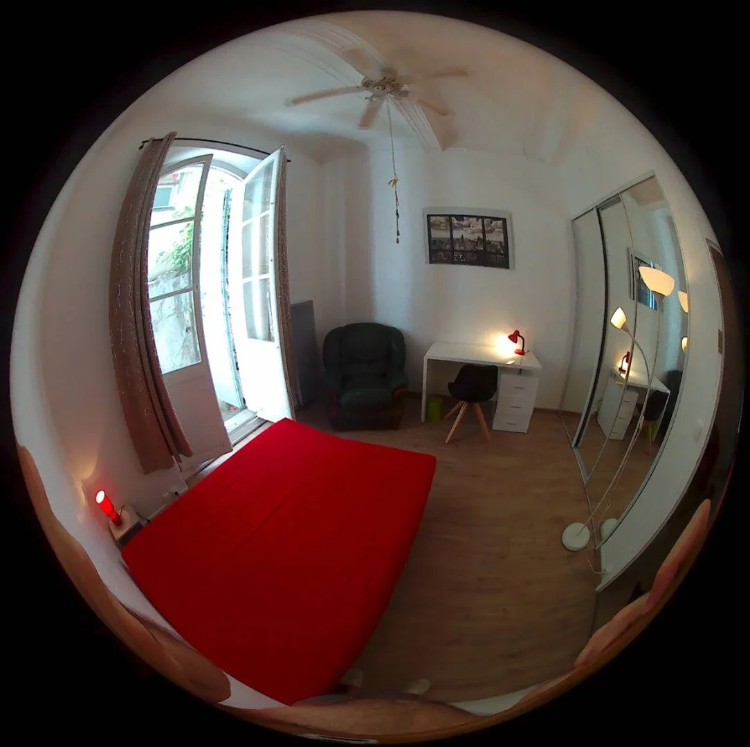 Studentenfreundliches Zimmer in  mit modernen Annehmlichkeiten