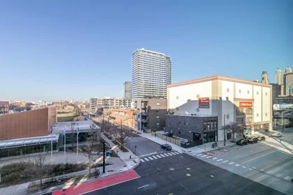 Alojamiento entero en W Chicago Ave, Near North Side, imagen 5 de 10