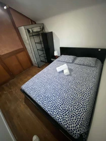 Zimmer zur Miete in einer WG in Porto