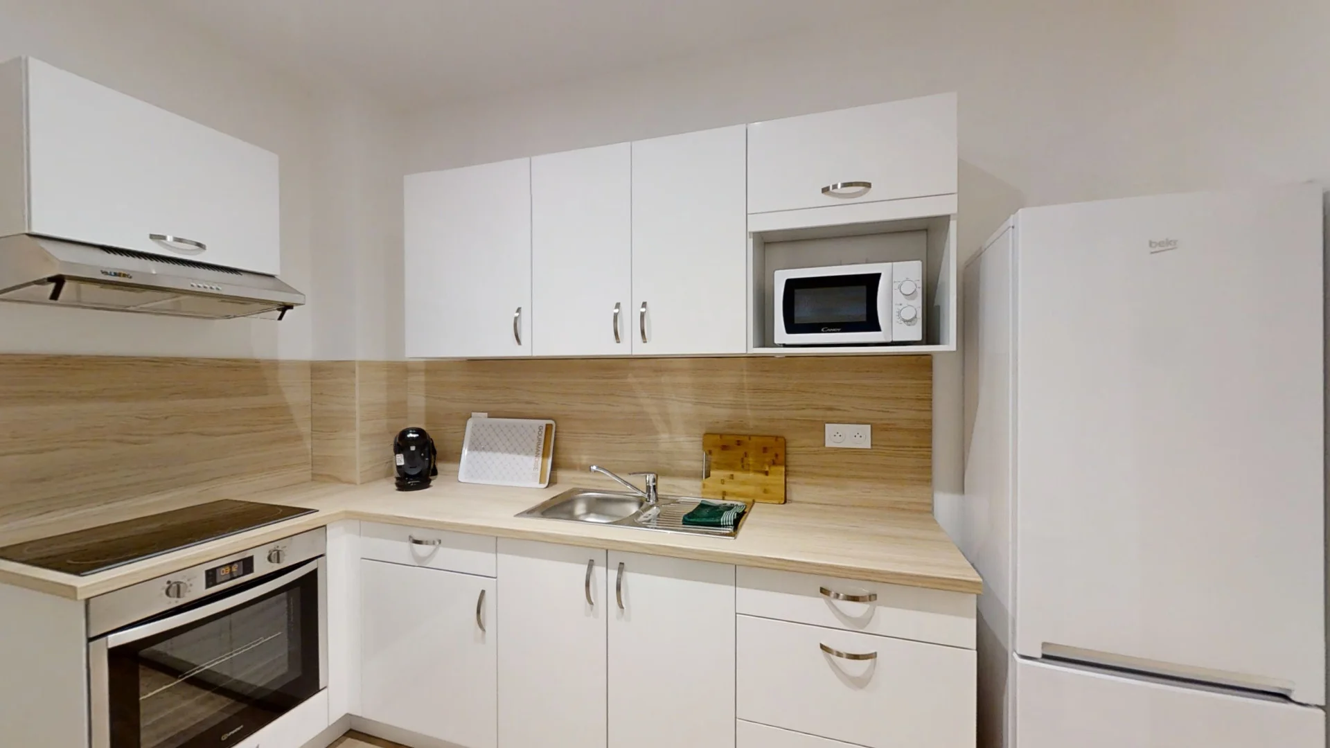 Bright and airy student room with easy university access in 