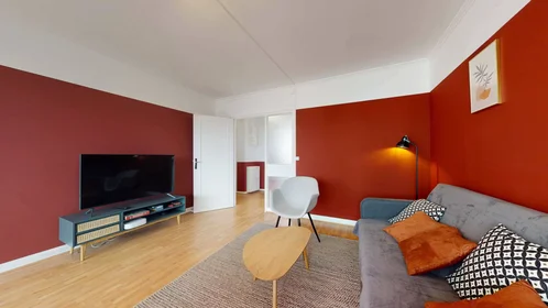 Private room at Cours de Luze, Grand Parc Paul Doumer, image 5 of 10