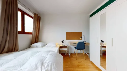 Private room at Cours de Luze, Grand Parc Paul Doumer, image 10 of 10