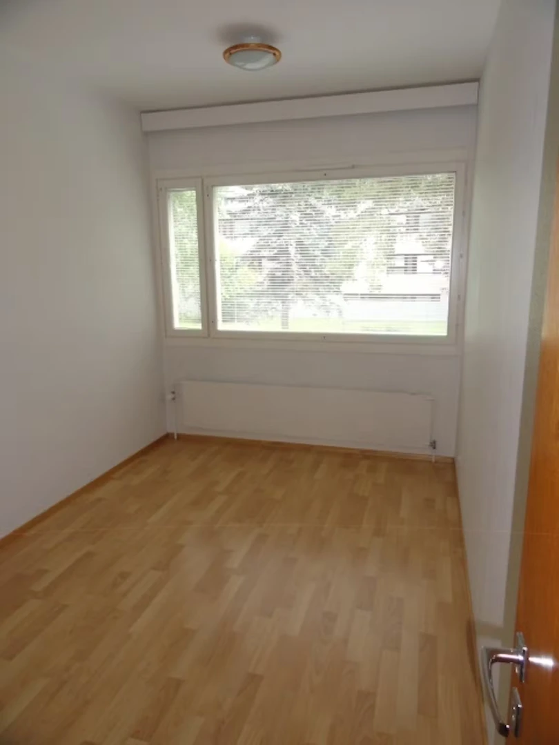 Cheap private room in Helsinki
