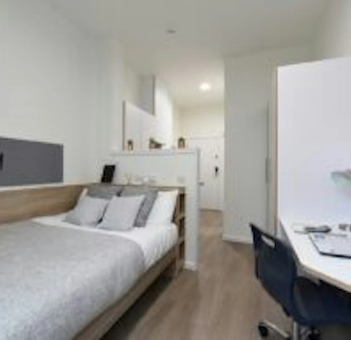 Habitación en alquiler con cama doble Glasgow