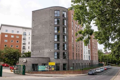 Private room at Austin Hall Leeds LS7 1AU, image 1 of 10