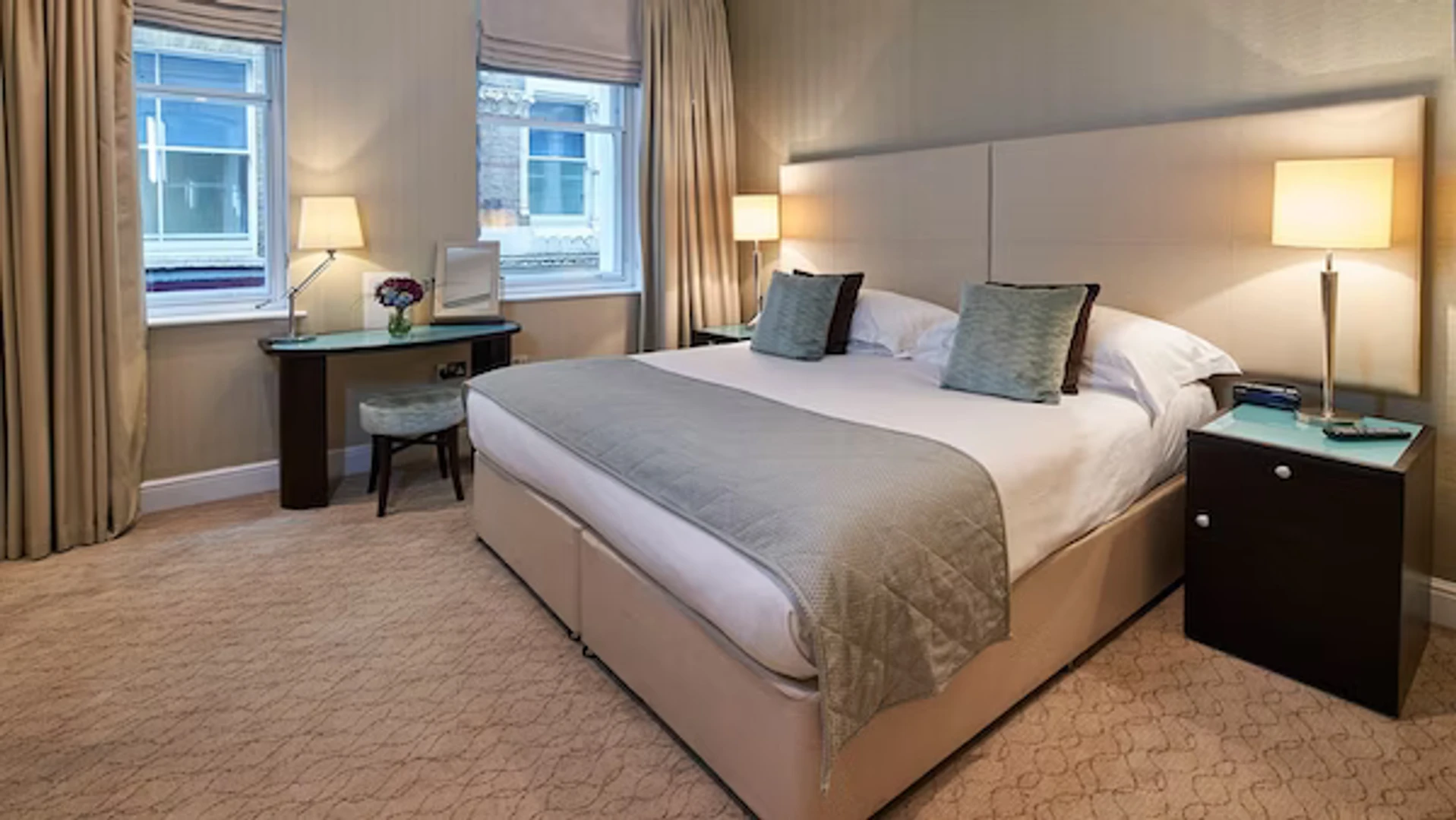 Chambre à louer avec lit double City Of London