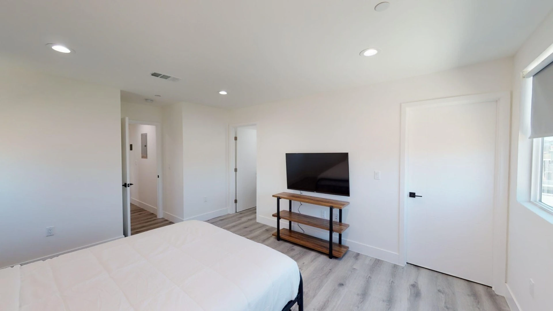 Cheap private room in Los Angeles