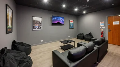 Studio à 2 Port Dundas Place, image 8 de 19