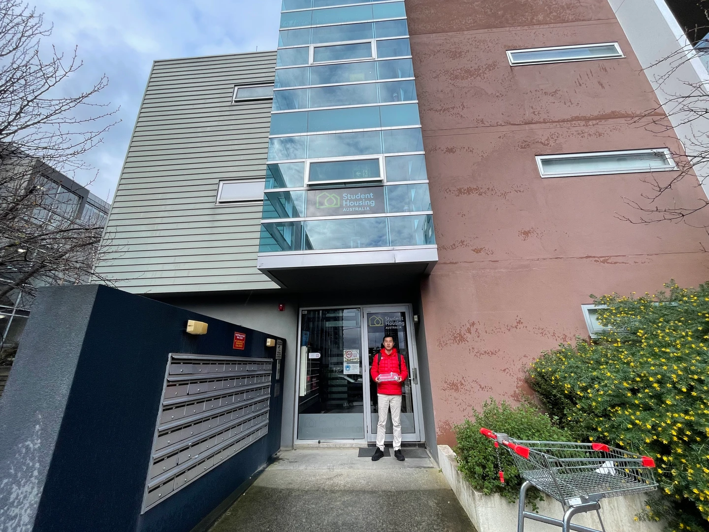 位于的简约风格学生工作室，布局高效