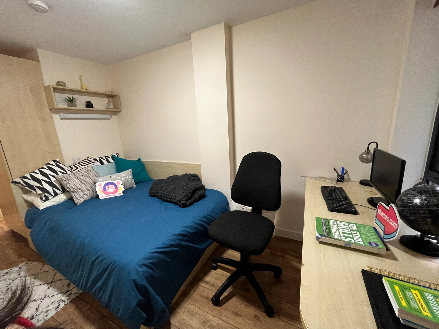 Cheap private room in Sheffield