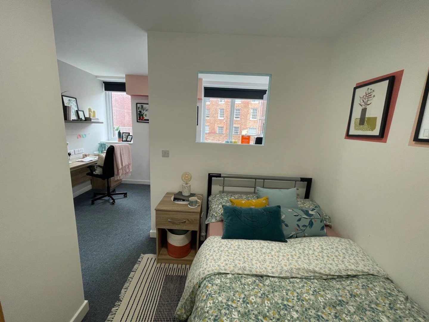 Furnished studio in Leicester