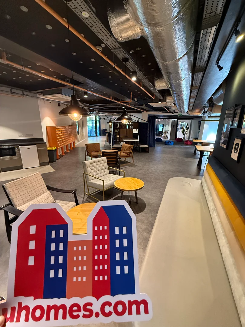 Student-friendly studio with excellent transport links in