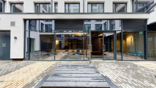 Studio at 13-21 Baldwin Street, image 2 of 18