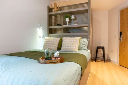 Studio at 13-21 Baldwin Street, image 16 of 18