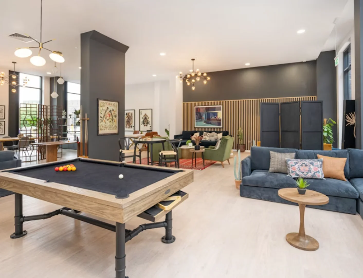 Self-contained studio for students in central 