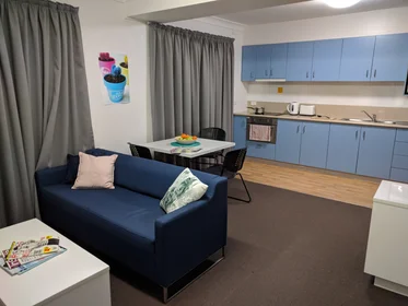 Studio at 12 Boundary Street, image 15 of 20