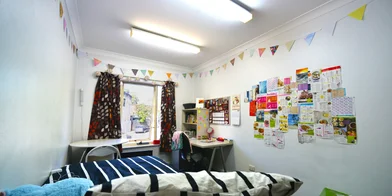 Studio at 12 Boundary Street, image 17 of 20