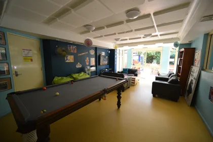 Studio at 12 Boundary Street, image 5 of 20