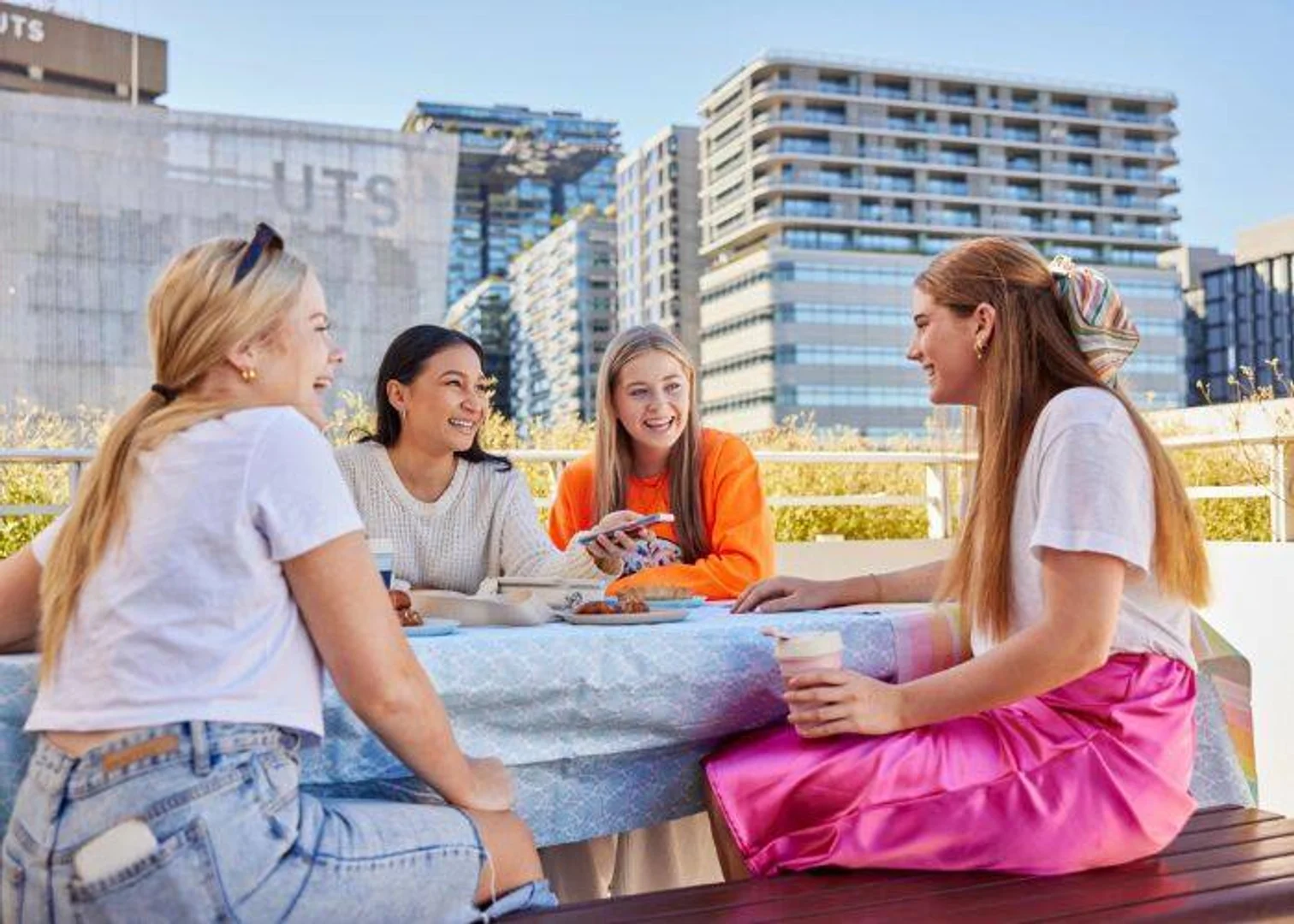 Práctico estudio en  diseñado para las necesidades de los estudiantes