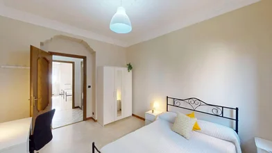 Habitación privada en Via Monte Rosa, Regio Parco, imagen 3 de 10