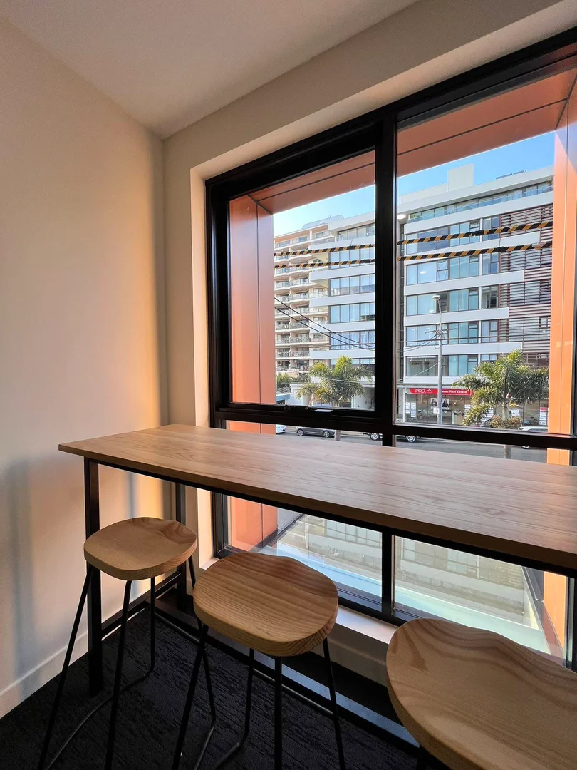 Moderno estudio para estudiantes con todas las comodidades en 