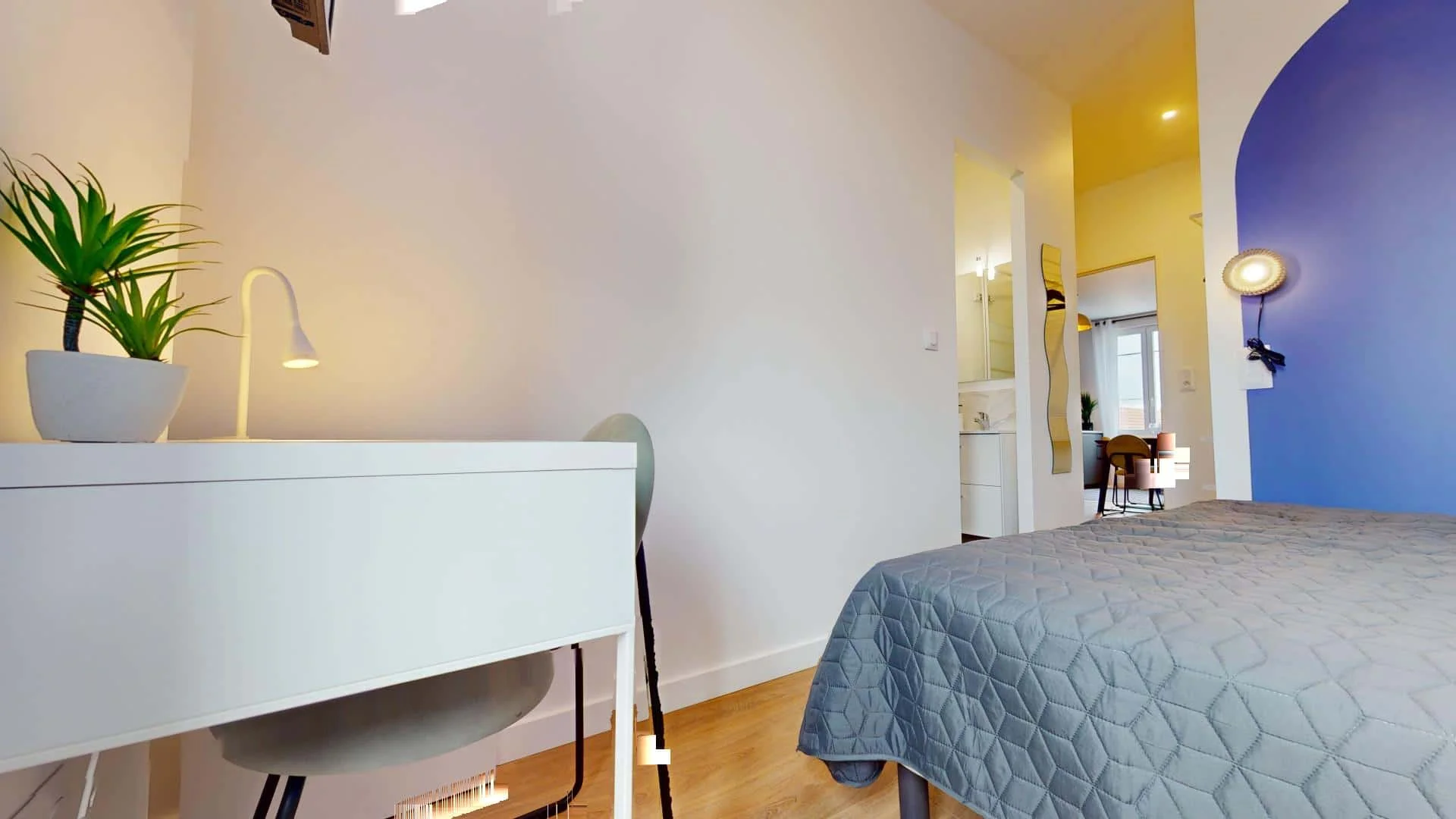 Quarto amigo do estudante em  com comodidades modernas