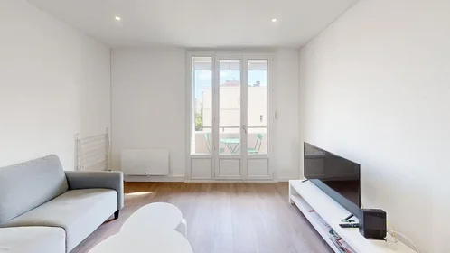 私人房间 在 Rue Paul Bourget, Quartier Capuche-Alliés, 10的图像8