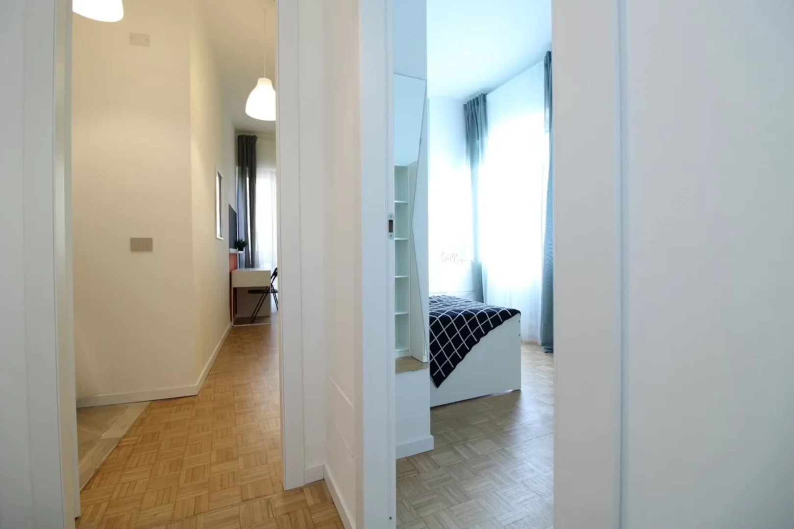 Room for rent in student apartment in , fully furnished