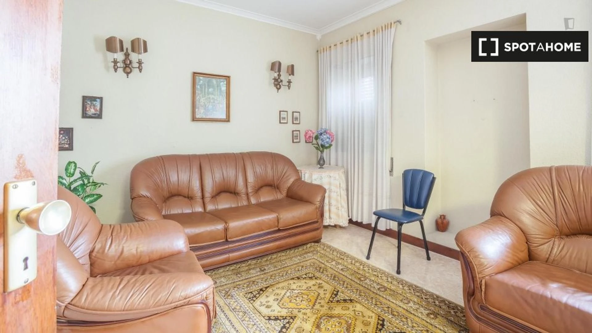 Stanza in affitto in appartamento condiviso a Coimbra
